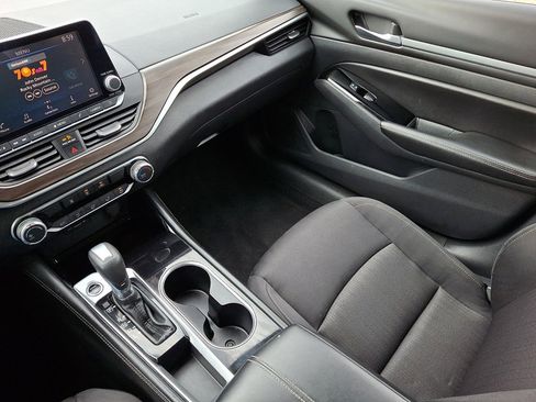 Used 2023 Nissan Altima 2.5 SV FWD image 29