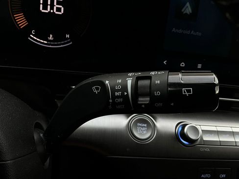 Used 2025 Hyundai Kona SEL image 38