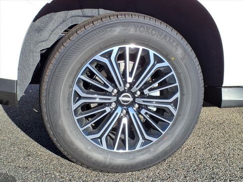 New 2026 Nissan Armada SL w/ Convenience Package image 6