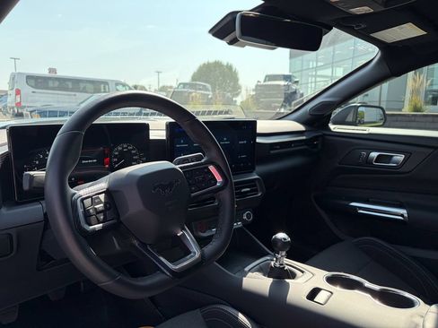 Certified 2025 Ford Mustang GT RWD image 9