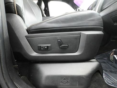 Used 2016 RAM 2500 Limited image 51