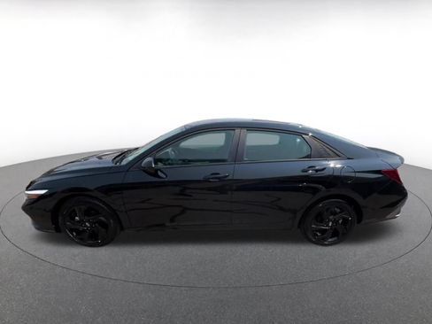 Used 2026 Hyundai Elantra Sport FWD image 8