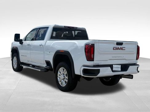 Used 2023 GMC Sierra 2500 Denali w/ Denali Ultimate Package AWD/4WD image 3