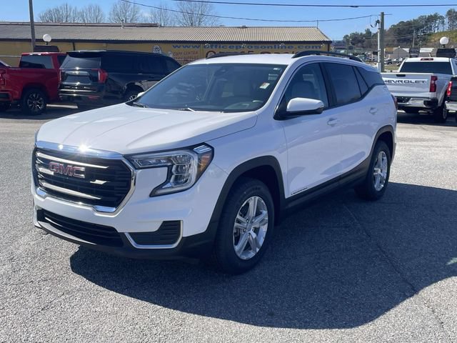 Used 2024 GMC Terrain SLE w/ Driver Convenience Package AWD/4WD image 9