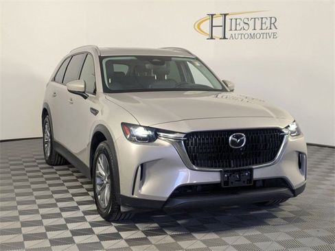 Used 2024 MAZDA CX-90 3.3 Turbo w/ Preferred Plus image 2