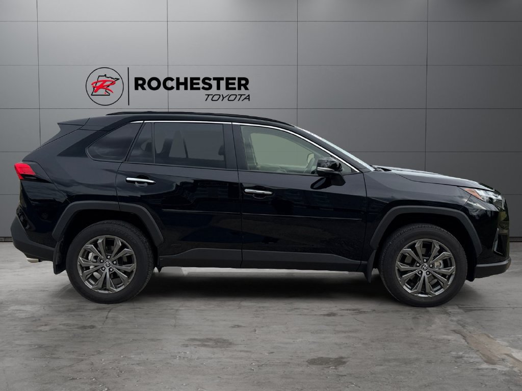 Certified 2025 Toyota RAV4 Limited w/ Advanced Technology Package AWD/4WD image 6