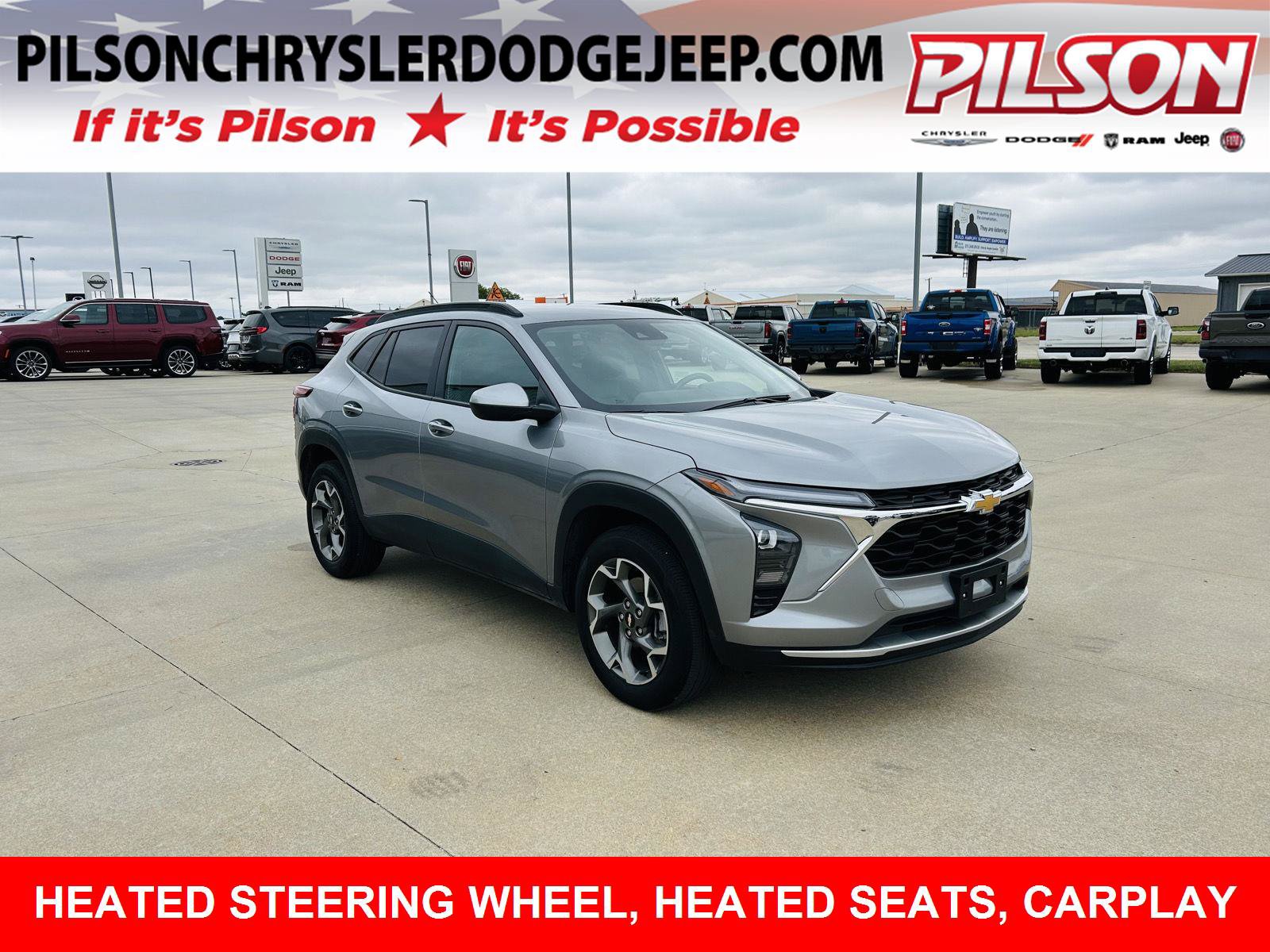 Used 2025 Chevrolet Trax LT w/ LT Convenience Package FWD image 1