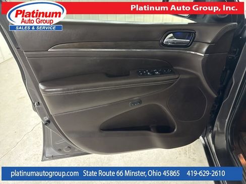 Used 2019 Jeep Grand Cherokee Overland image 27