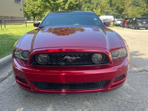 Used 2013 Ford Mustang GT Premium w/ Electronics Pkg RWD image 2