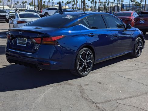 Certified 2023 Nissan Altima 2.5 SR image 2