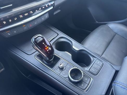 Used 2024 Cadillac XT4 Sport image 21