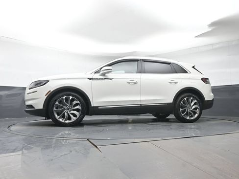 Used 2022 Lincoln Nautilus Reserve w/ Cargo Utility Package AWD/4WD image 30
