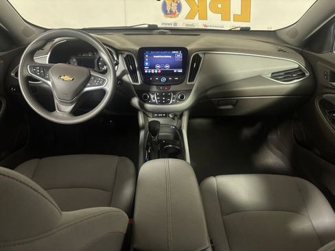 Used 2023 Chevrolet Malibu LT FWD image 23