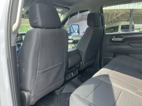 Used 2025 GMC Sierra 3500 SLE w/ Preferred Package AWD/4WD image 31