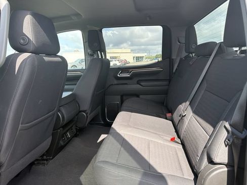 Used 2025 Chevrolet Silverado 1500 LT AWD/4WD image 12