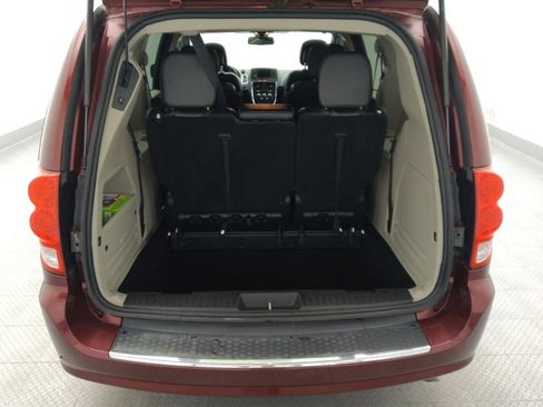 Used 2020 Dodge Grand Caravan SXT FWD image 29