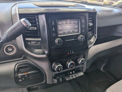 Used 2021 RAM 2500 Big Horn AWD/4WD image 18