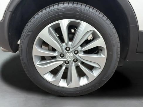 Used 2018 Buick Encore Preferred FWD image 26
