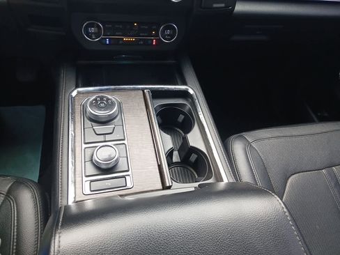 Used 2020 Ford Expedition Max Limited AWD/4WD image 35