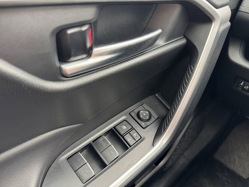 Certified 2025 Toyota RAV4 XLE AWD/4WD image 11