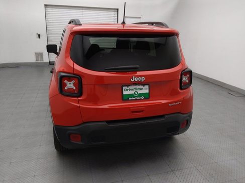 Used 2020 Jeep Renegade Sport w/ Sport Appearance Group FWD image 6