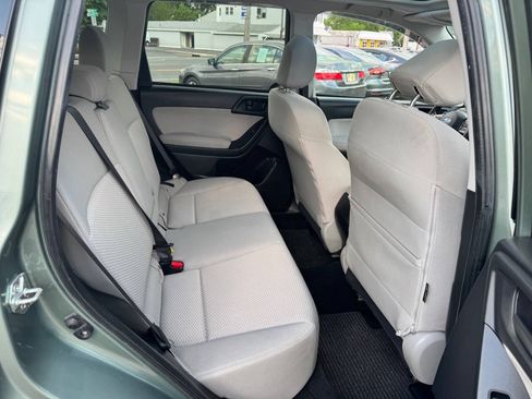 Used 2014 Subaru Forester 2.5i Premium w/ All-Weather Package AWD/4WD image 22
