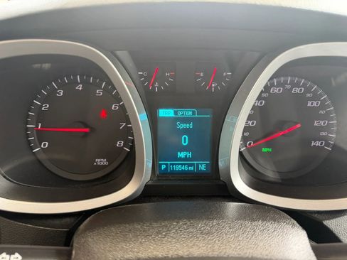 Used 2015 Chevrolet Equinox LS FWD image 11