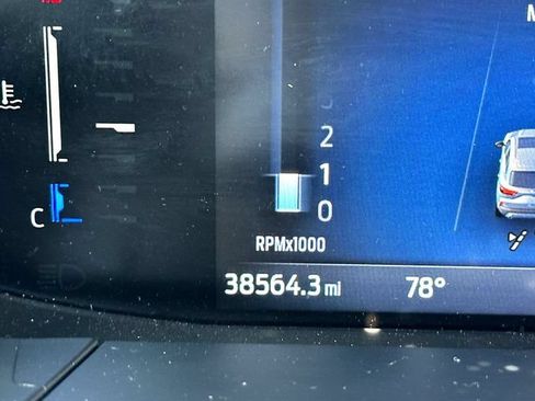 Used 2025 Ford Escape ST-Line FWD image 25