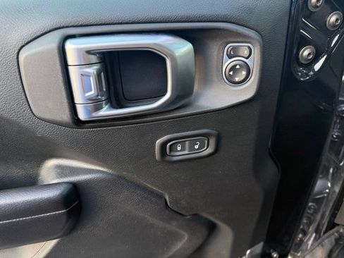 Used 2020 Jeep Wrangler Unlimited Sport AWD/4WD image 14