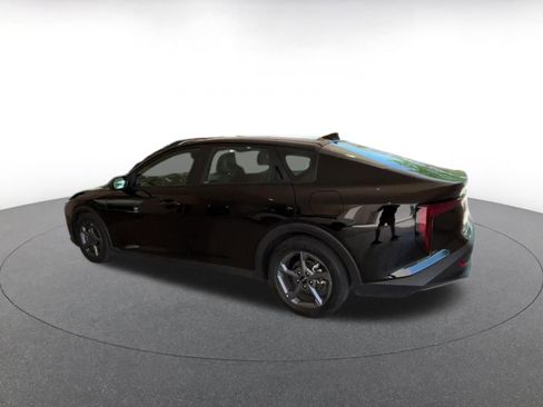 Used 2025 Kia K4 FWD image 9