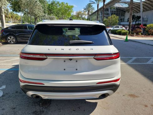 Used 2020 Lincoln Corsair FWD w/ Equipment Group 101A image 7