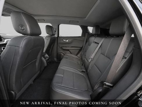 Used 2024 Chevrolet Blazer LT w/ Midnight/Sport Edition FWD image 3