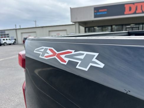 Used 2025 Chevrolet Silverado 1500 LT AWD/4WD image 37