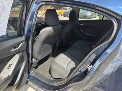 Used 2016 MAZDA MAZDA3 i Sport image 15