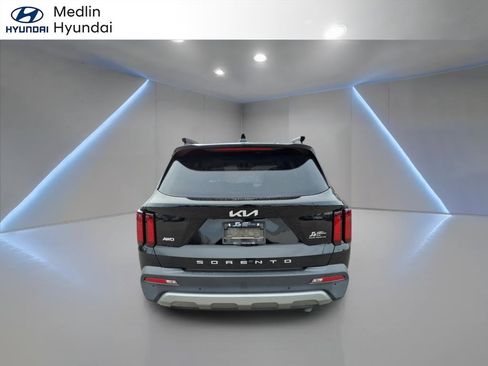 Used 2022 Kia Sorento X-Line EX image 4