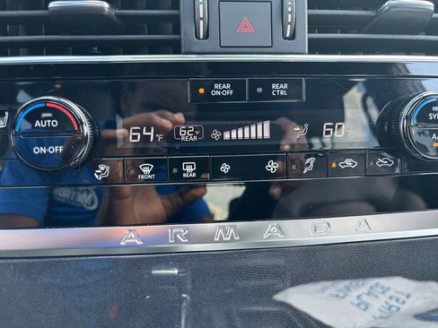 Used 2022 Nissan Armada SL w/ Midnight Edition Package RWD image 26