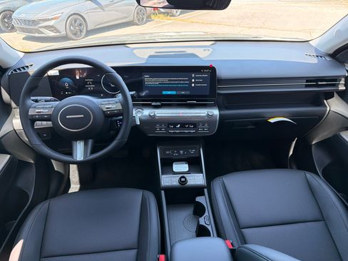 New 2026 Hyundai Kona Limited FWD image 2