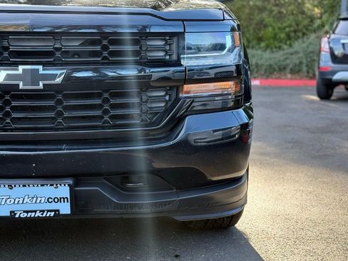 Used 2016 Chevrolet Silverado 1500 Custom w/ Custom Convenience Package image 3