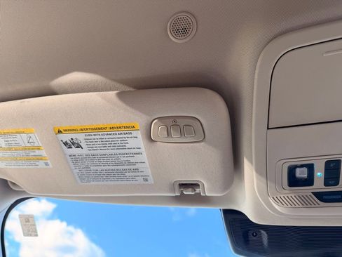 Used 2020 Ford Explorer Limited w/ Class III Trailer Tow Package image 24