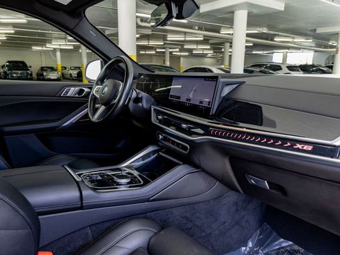 Certified 2024 BMW X6 xDrive40i w/ M Sport Professional Package AWD/4WD image 28