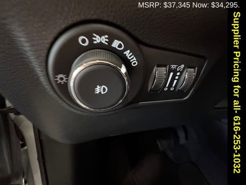 New 2026 Jeep Compass Limited image 24