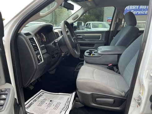 Used 2018 RAM 2500 SLT image 26