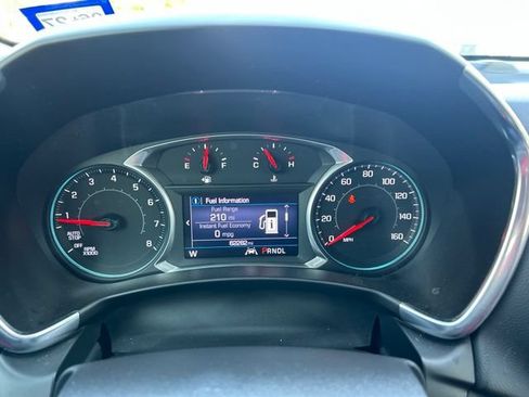 Used 2021 Chevrolet Equinox LT FWD image 13