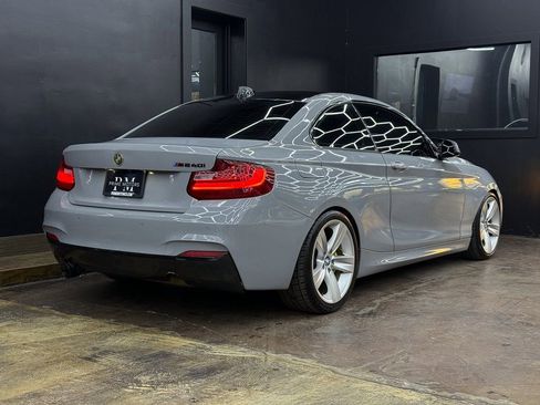 Used 2017 BMW M240i Coupe image 9