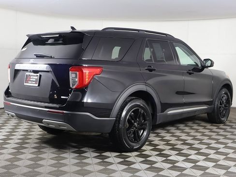 Used 2020 Ford Explorer XLT w/ Equipment Group 202A image 10