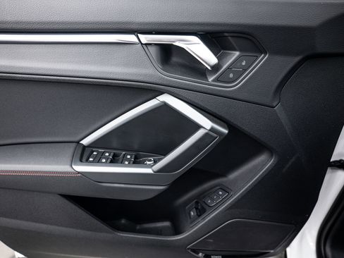 Certified 2025 Audi Q3 2.0T Premium Plus w/ Premium Plus Package image 14