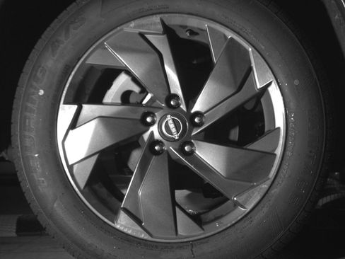 Used 2025 Nissan Rogue SV image 15