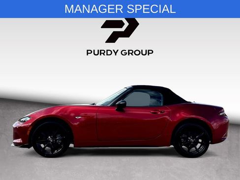 Used 2021 MAZDA MX-5 Miata Club RWD image 5