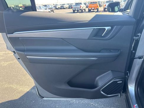 New 2026 Buick Enclave Preferred w/ Power Package AWD/4WD image 33