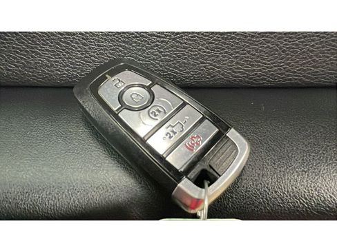 Used 2021 Ford F250 Platinum image 19